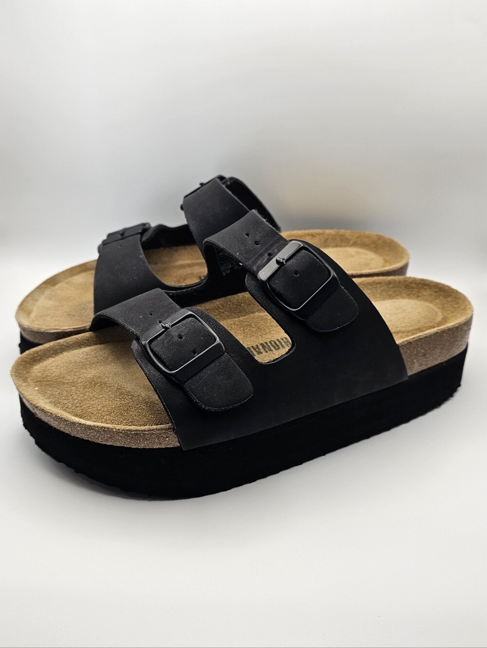 Cushionaire Plane Black Platform Footbed Sandals Size 9 (Fits 8.5)